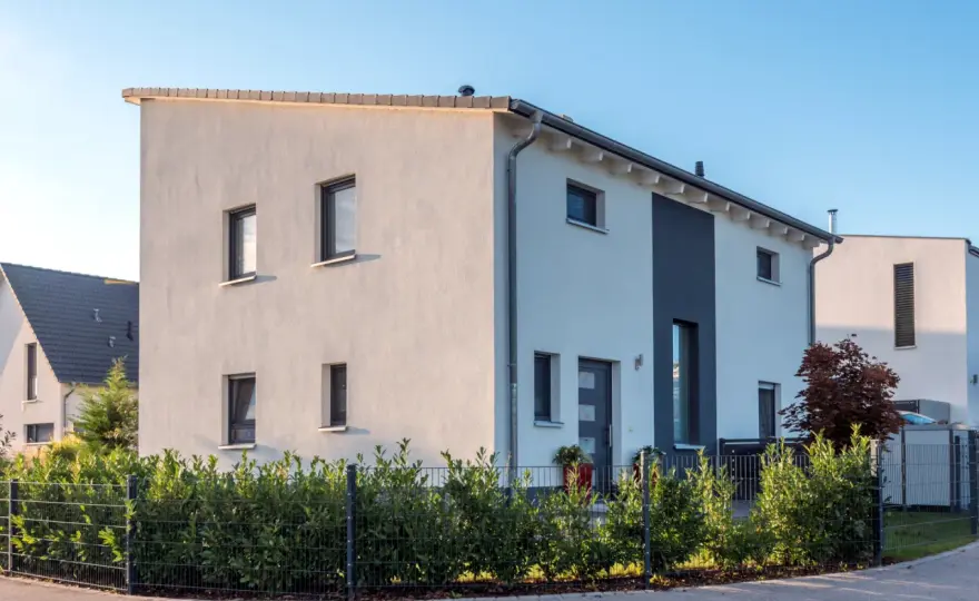 Dach jednopołaciowy - kiedy ma sens i ile kosztuje?